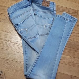 American  eagle  jeans  size  4 long